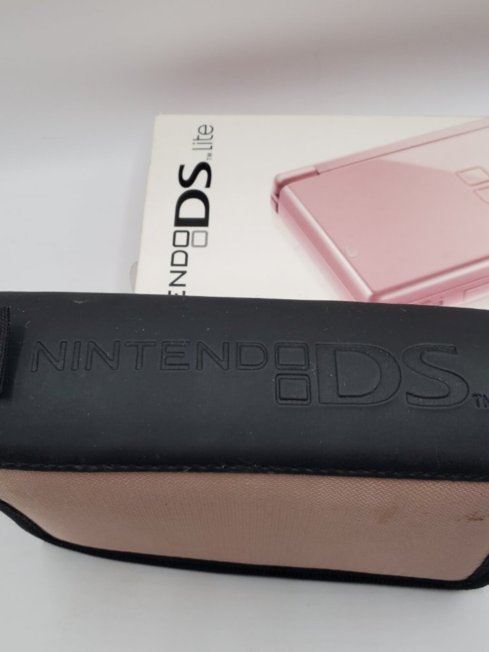 Vintage Nintendo DS Lite Pink Gaming Bundle ๐ฎ๐ - Picture 5 of 11
